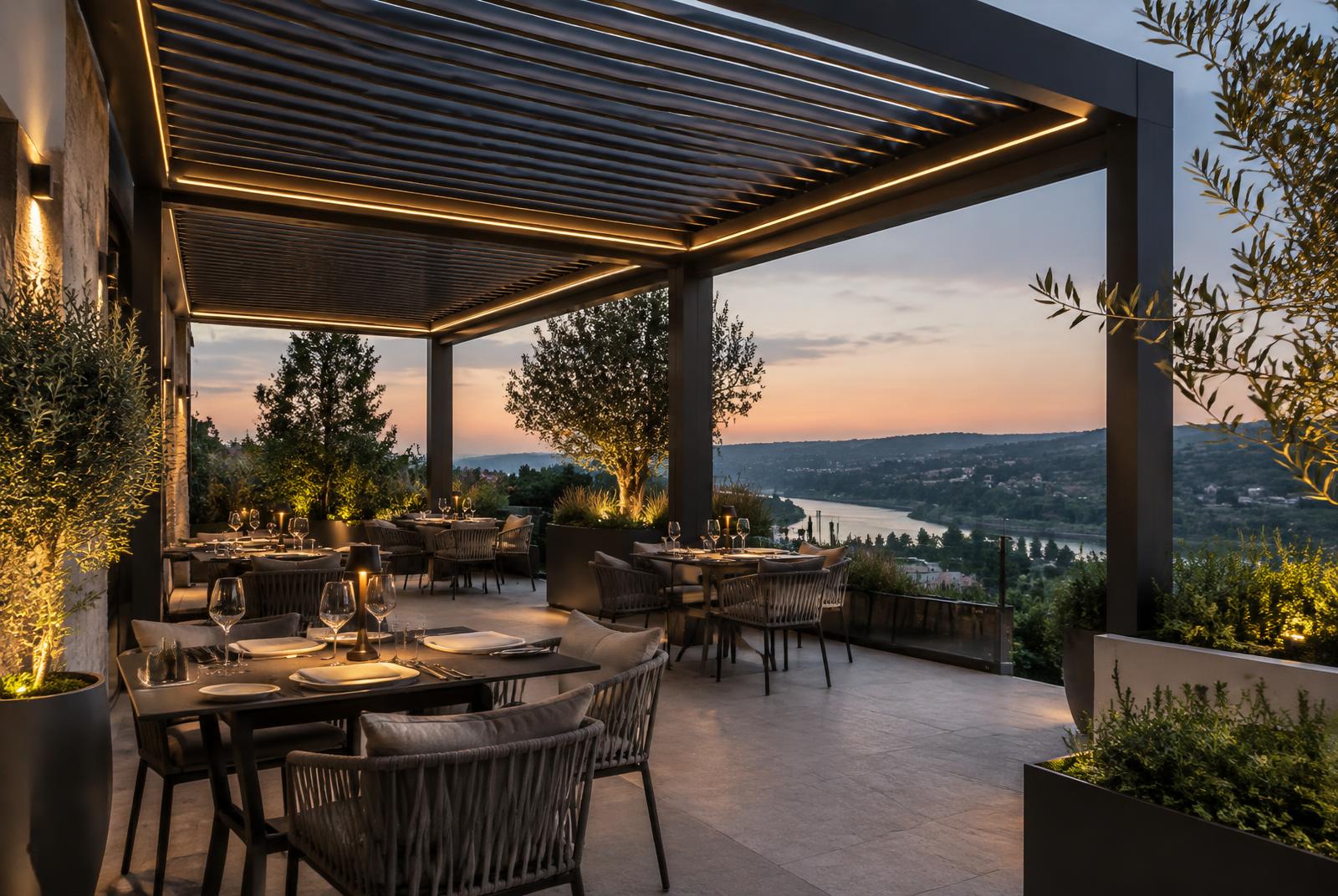 PREMIUM 2.0 bioclimatic pergola
